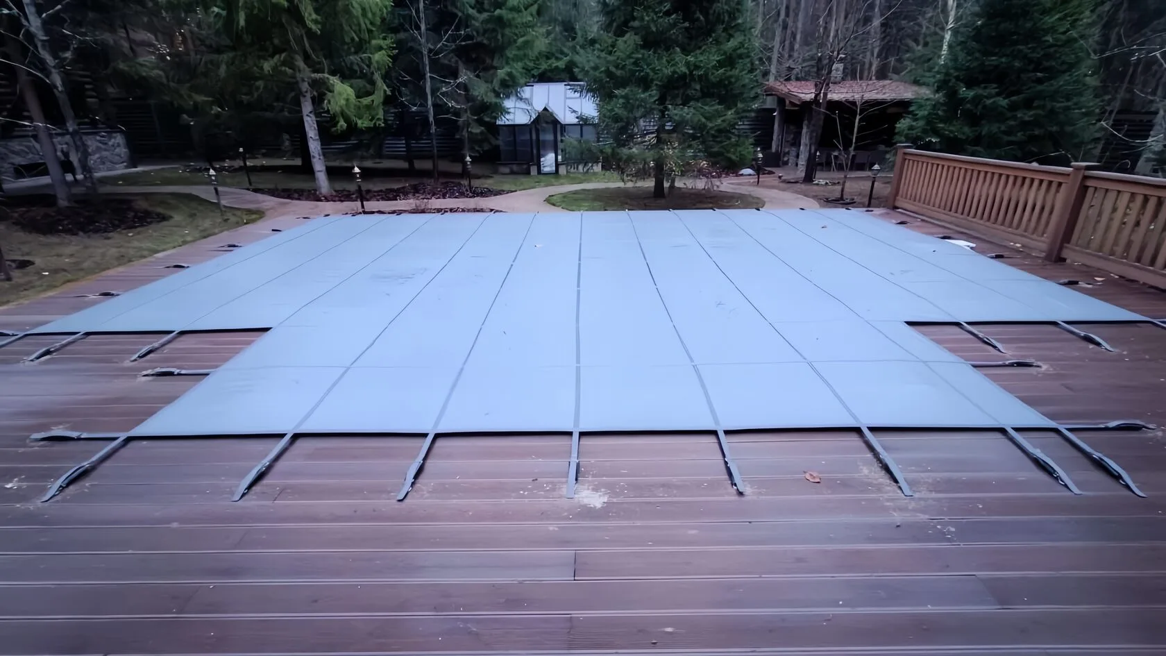 Покрывало для бассейна Laguna Cover Mesh в Усть-Илимске