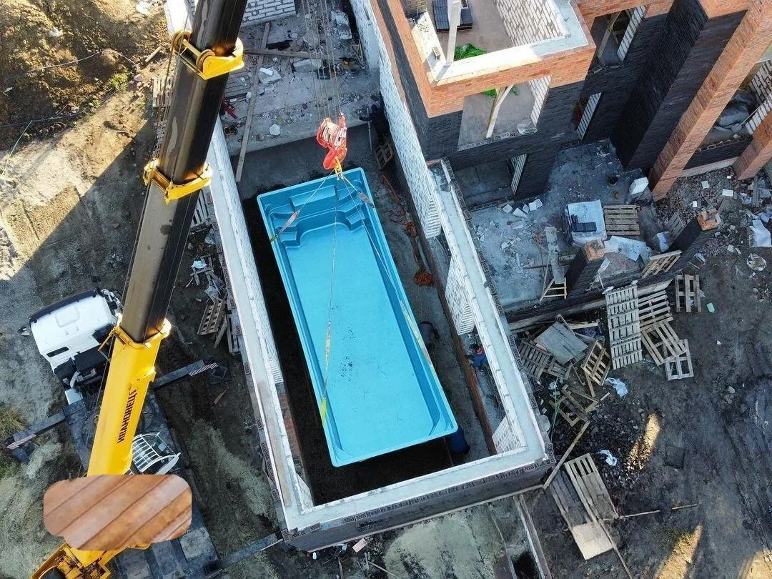 Laguna 9 — зона отдыха у бассейна в Усть-Илимске